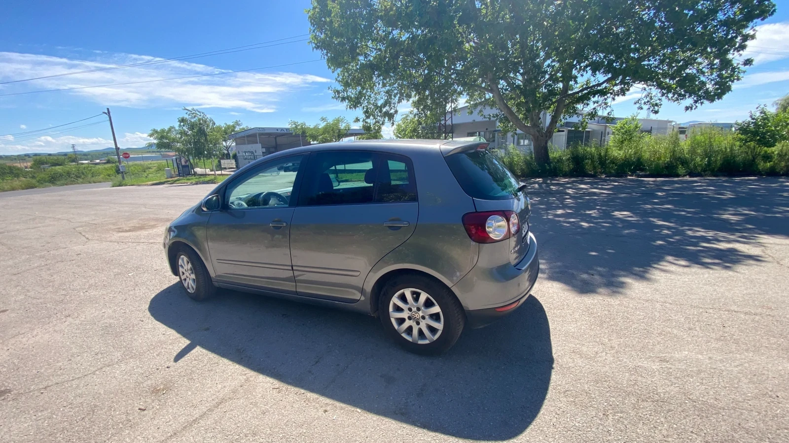 VW Golf Plus 1.9 tdi, снимка 2 - Автомобили и джипове - 55144971