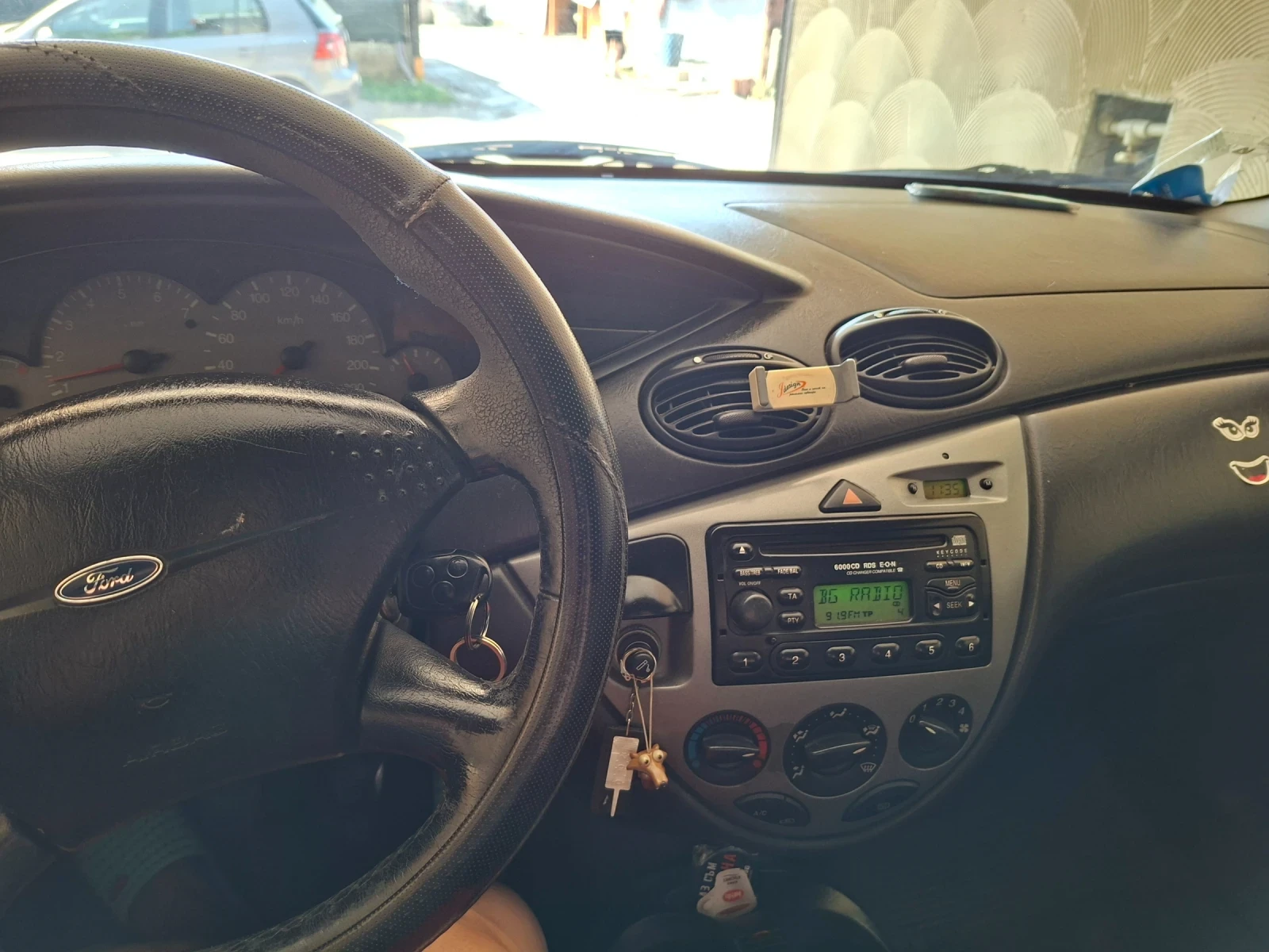 Ford Focus 1.6, снимка 4 - Автомобили и джипове - 55343527