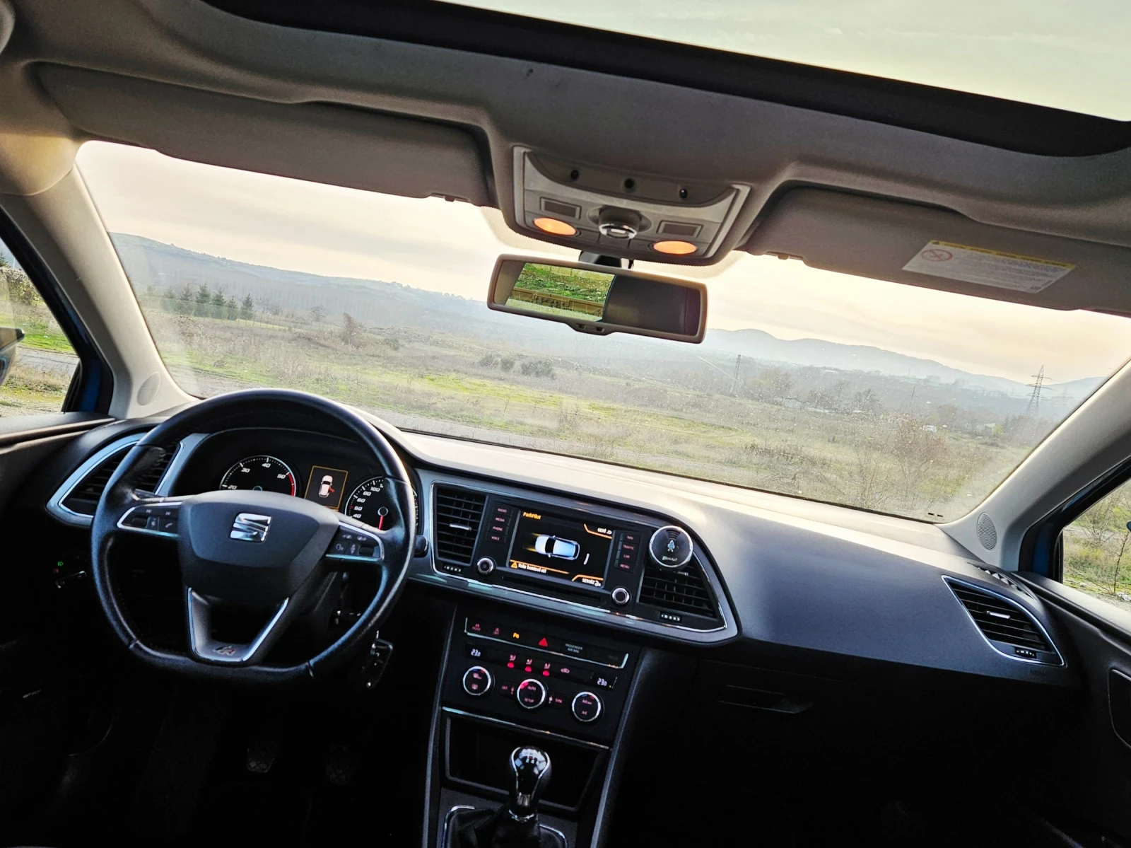 Seat Leon 2.0TDI FR Panorama Limited Edition , снимка 9 - Автомобили и джипове - 55602695