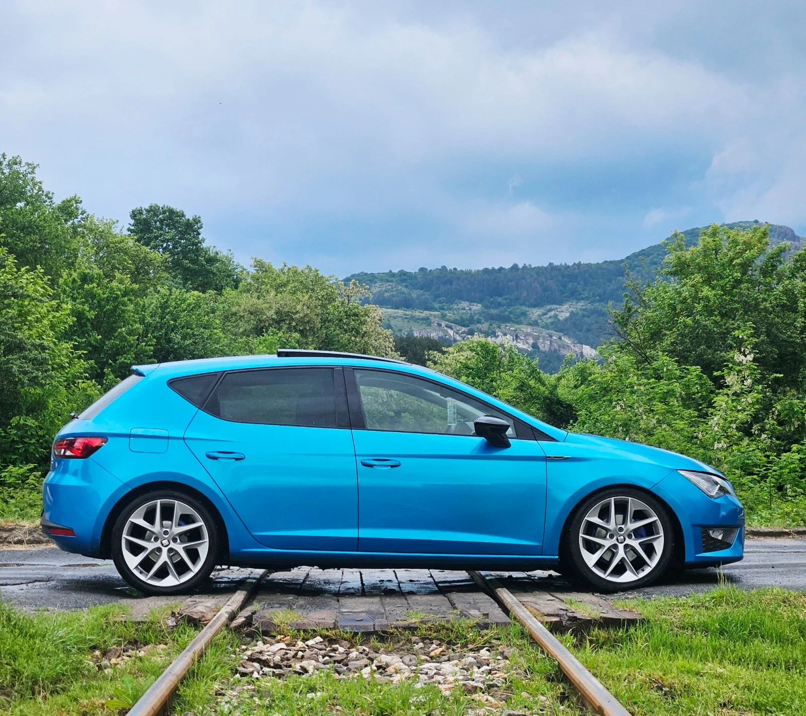 Seat Leon 2.0TDI FR Panorama Limited Edition , снимка 5 - Автомобили и джипове - 55602695