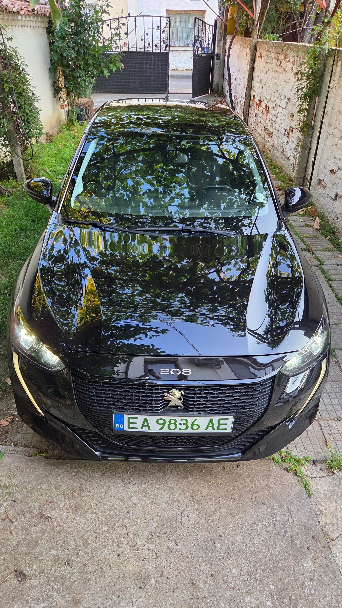 Peugeot 208 E 208, снимка 5 - Автомобили и джипове - 55606954