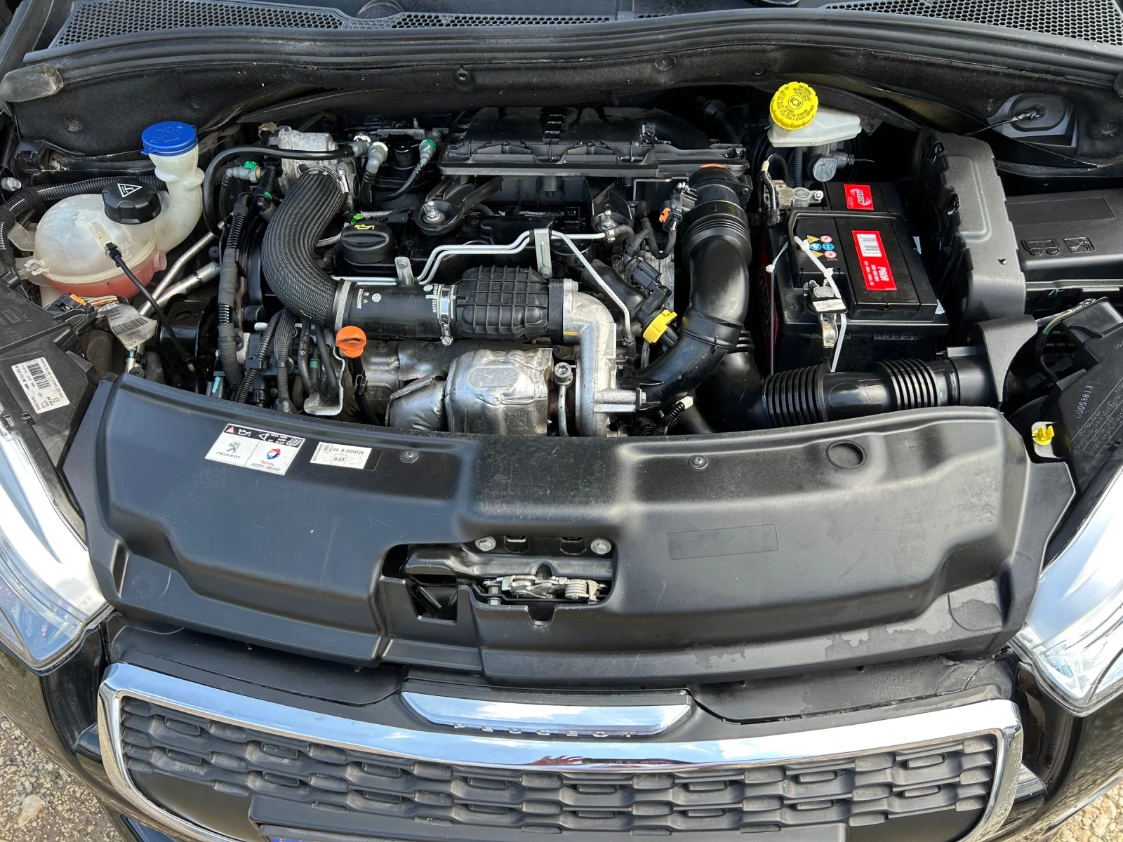 Peugeot 208 1.4HDi/EURO 5/НОВ ВНОС, снимка 15 - Автомобили и джипове - 55625997