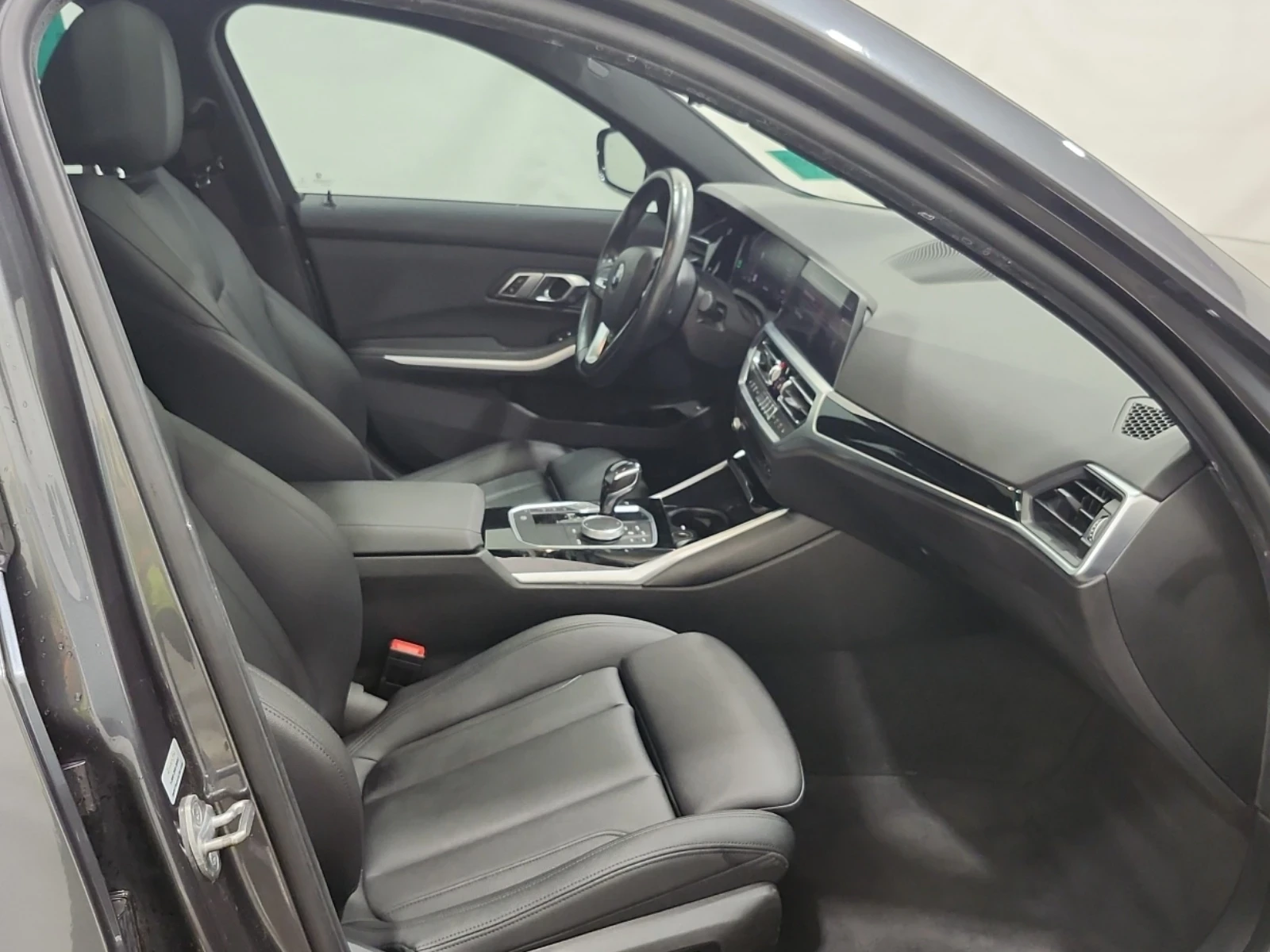 BMW 330 3MW5R7J06L8B08312, снимка 13 - Автомобили и джипове - 55647930