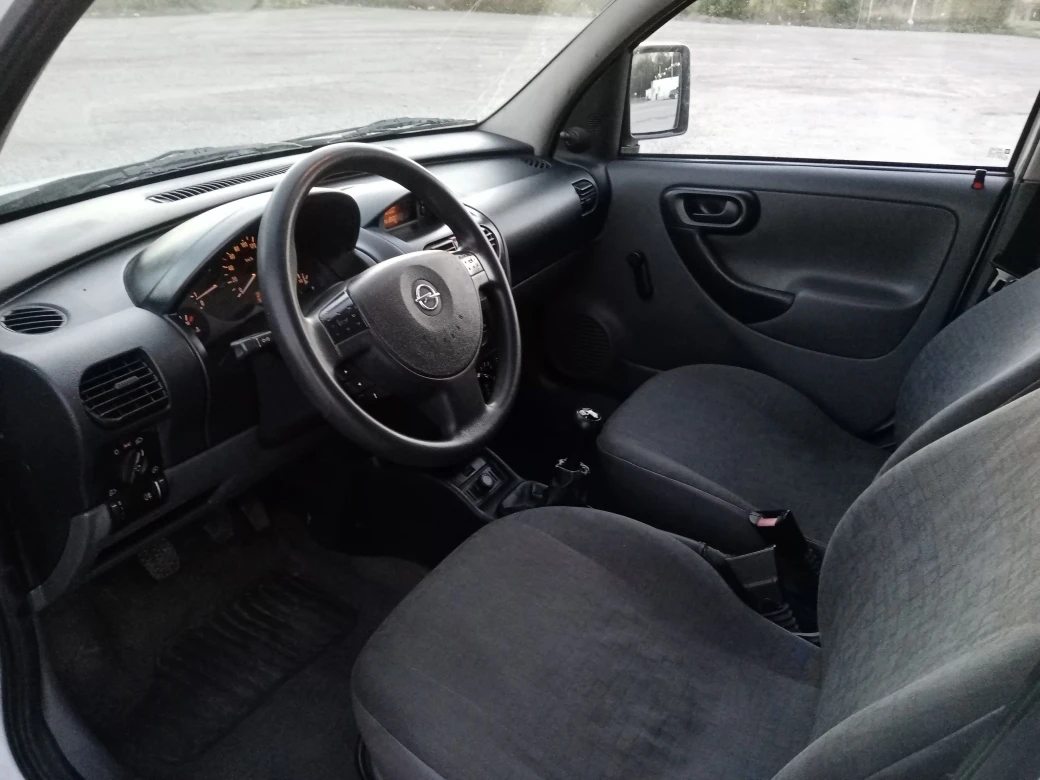 Opel Combo 1.7CDTI 101 к.с., снимка 12 - Автомобили и джипове - 56363186