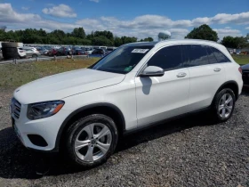  Mercedes-Benz GLC 30...