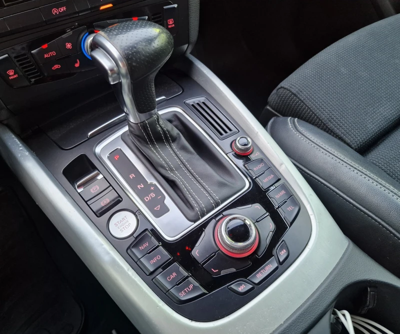 Audi Q5 2.0 S-Line AUT, снимка 16 - Автомобили и джипове - 51250160