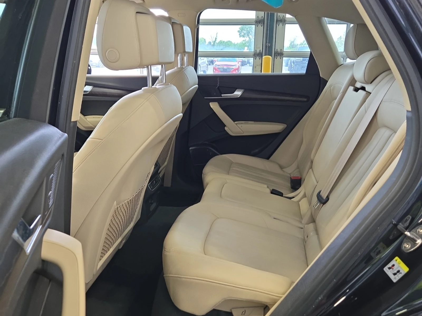 Audi Q5 * TECHNIK * CARFAX * АВТОКРЕДИТ - изображение 9