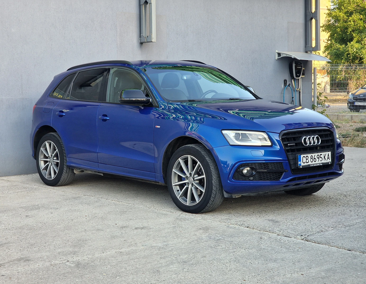 Audi Q5 2.0 S-Line AUT - изображение 2