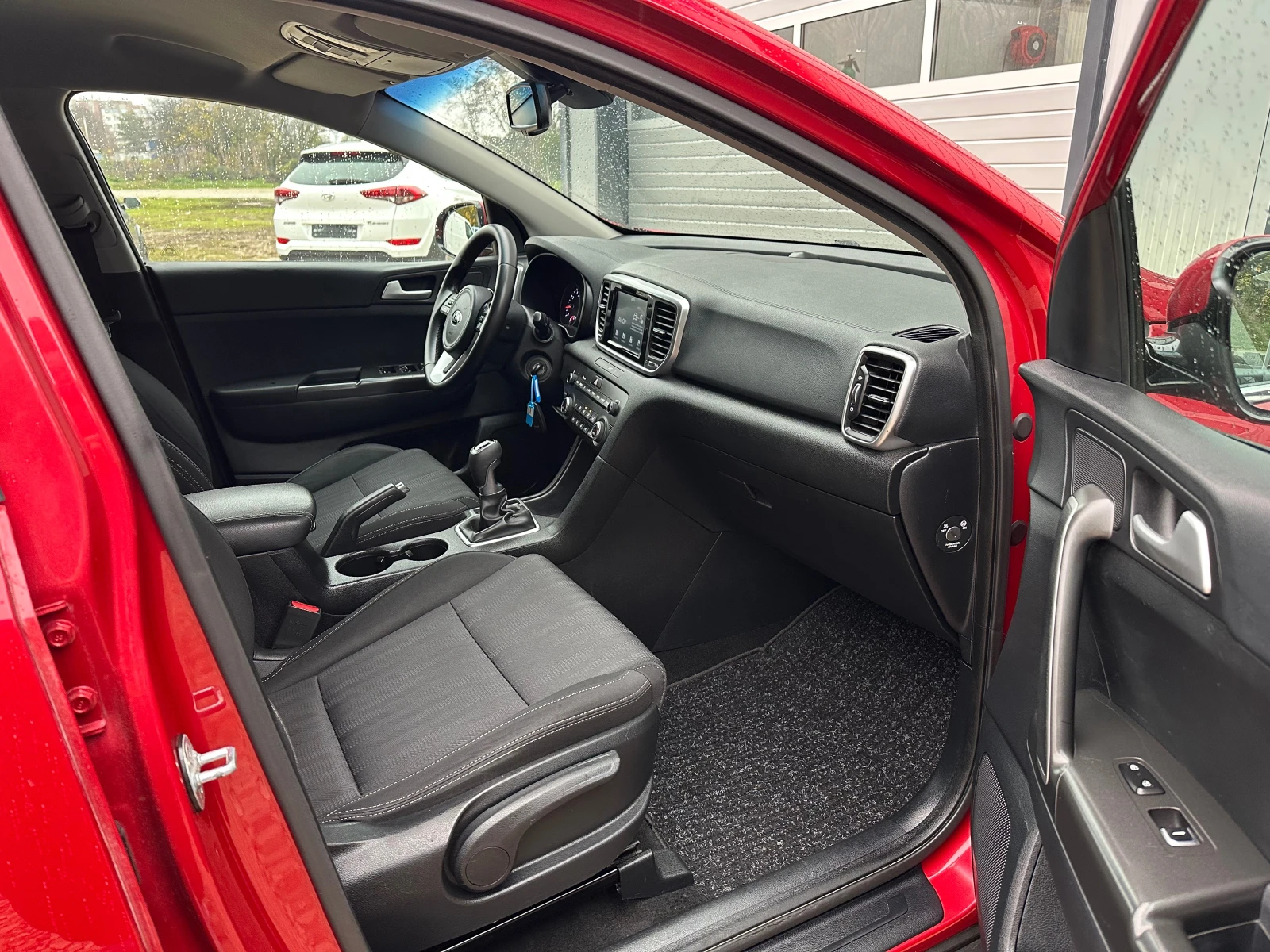 Kia Sportage 1.6i   CARPLAY  | Mobile.bg   11