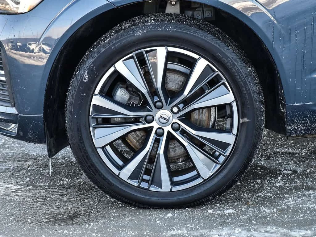 Volvo XC60 * B6 AWD Momentum * CARFAX * ЦЕНА ДО БГ - изображение 9