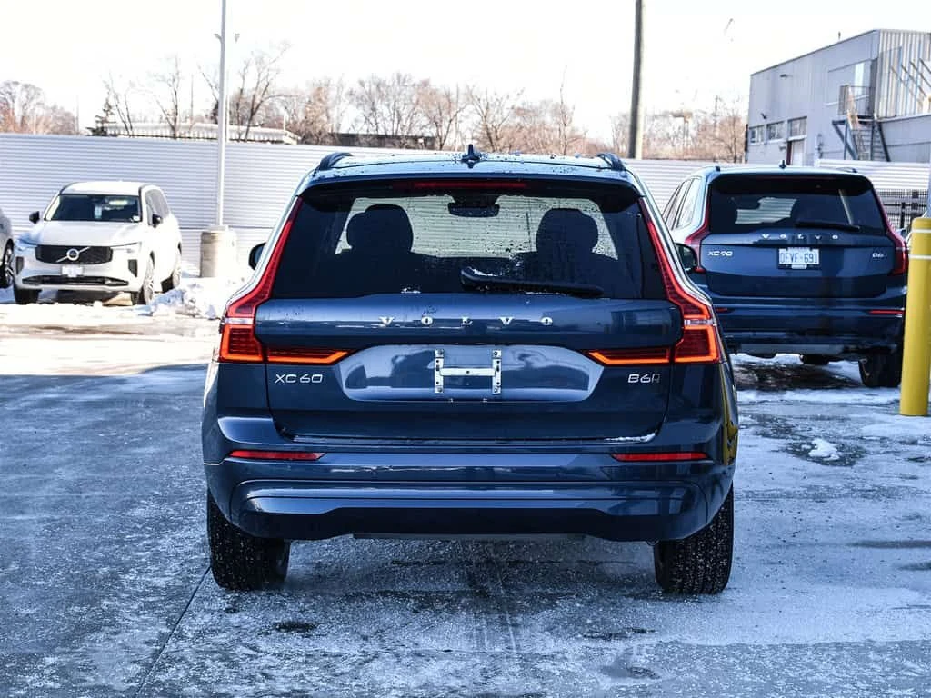 Volvo XC60 * B6 AWD Momentum * CARFAX * ЦЕНА ДО БГ - изображение 6