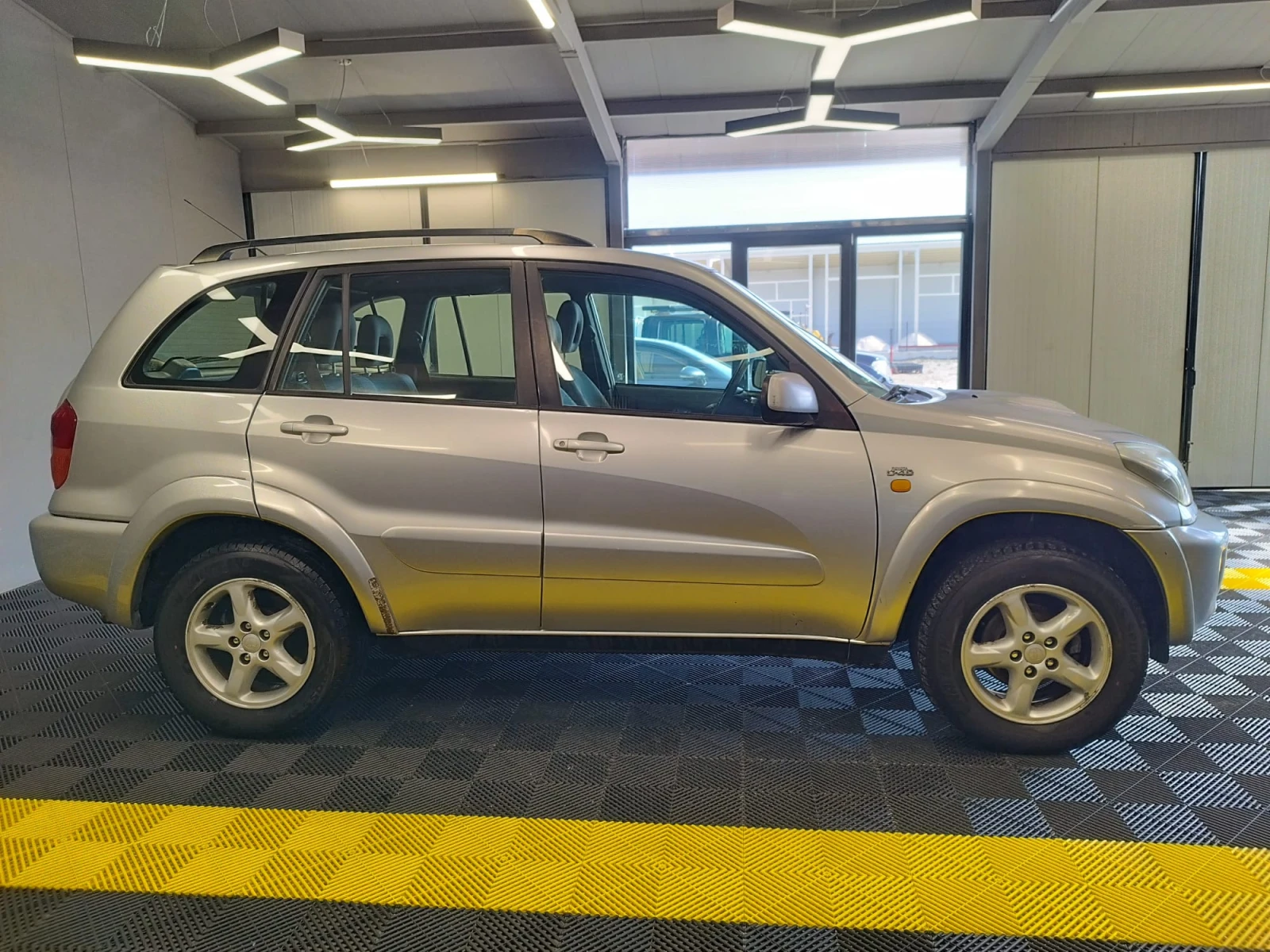 Toyota Rav4 2.2d4d 116kc, снимка 7 - Автомобили и джипове - 53814558