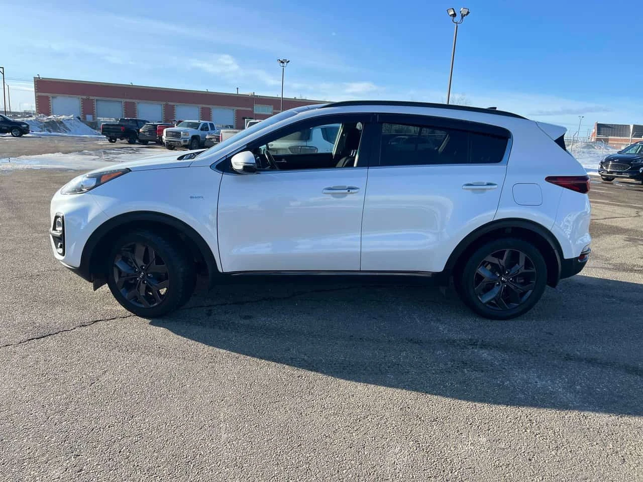 Kia Sportage * EX * CARFAX * БЕЗ ПЪРВОНАЧАЛНА ВНОСКА, снимка 2 - Автомобили и джипове - 53945231