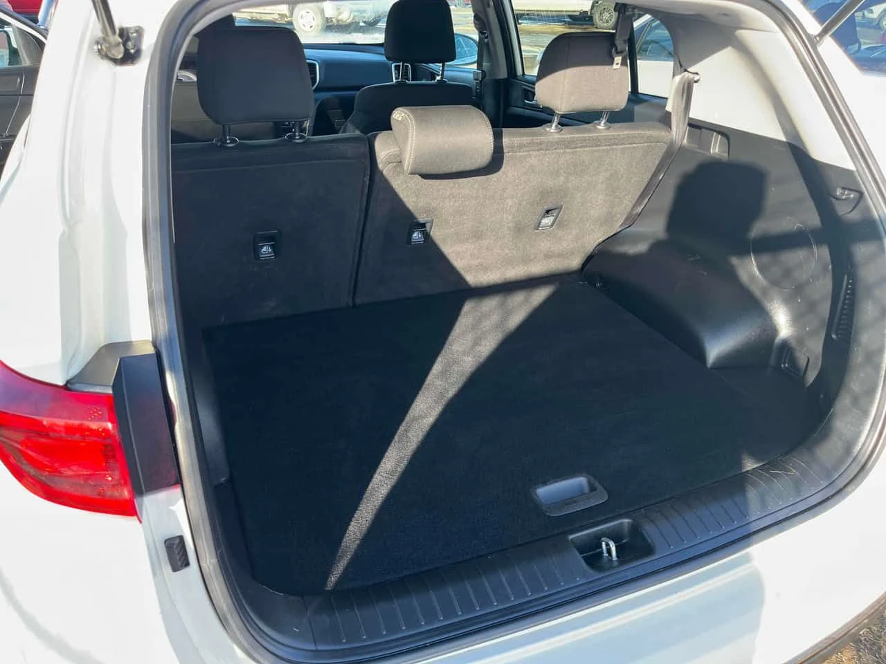 Kia Sportage * EX * CARFAX * БЕЗ ПЪРВОНАЧАЛНА ВНОСКА, снимка 12 - Автомобили и джипове - 53945231