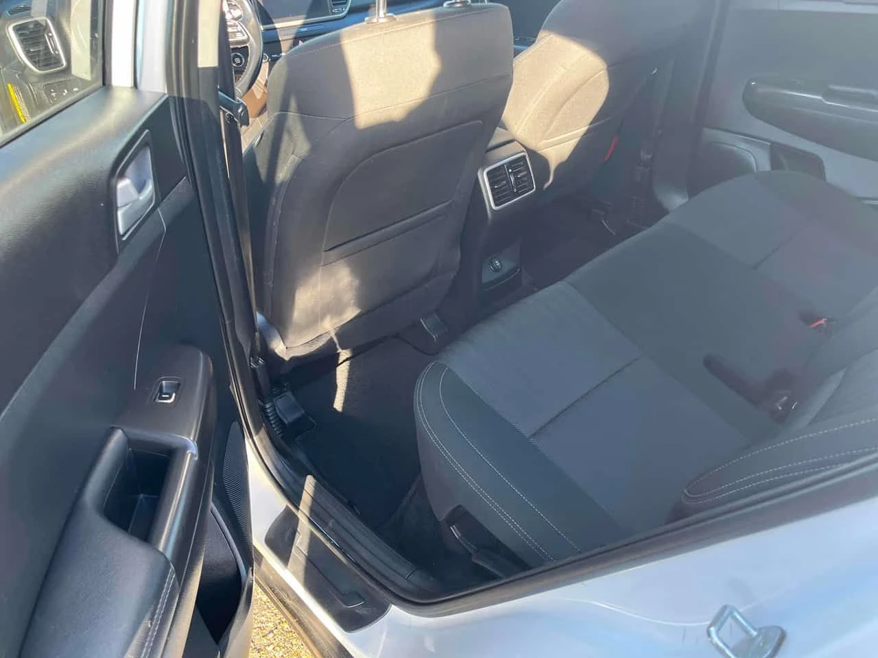 Kia Sportage * EX * CARFAX * БЕЗ ПЪРВОНАЧАЛНА ВНОСКА, снимка 11 - Автомобили и джипове - 53945231