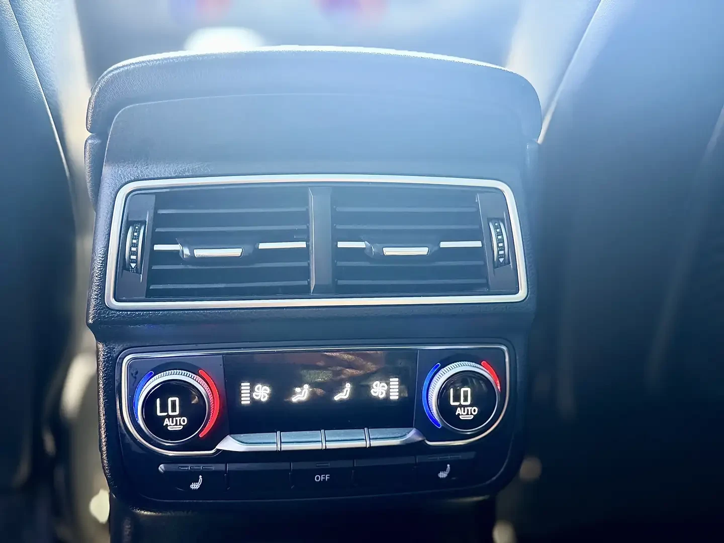Audi Q7 3.0T* MATRIX* ОБДУХВАНЕ* BOSE* ДИСТРОНИК* 360КАМЕР, снимка 17 - Автомобили и джипове - 56164905