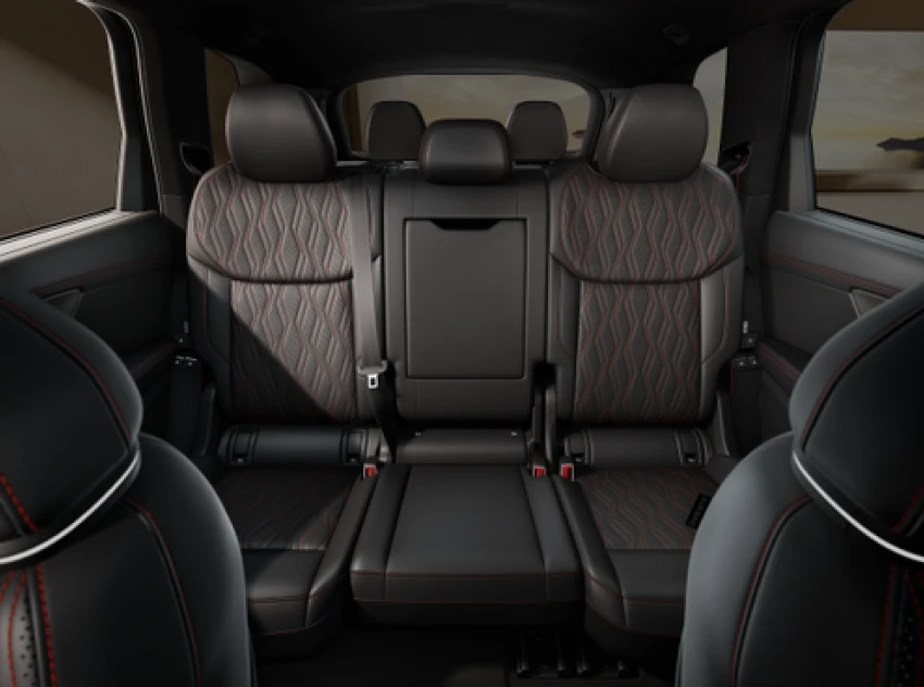 Audi Q7 SLINE/7 SEATS/BANG&OLUFSEN 4D/MYTHOS BLACK/MASSAGE, снимка 6 - Автомобили и джипове - 56176760