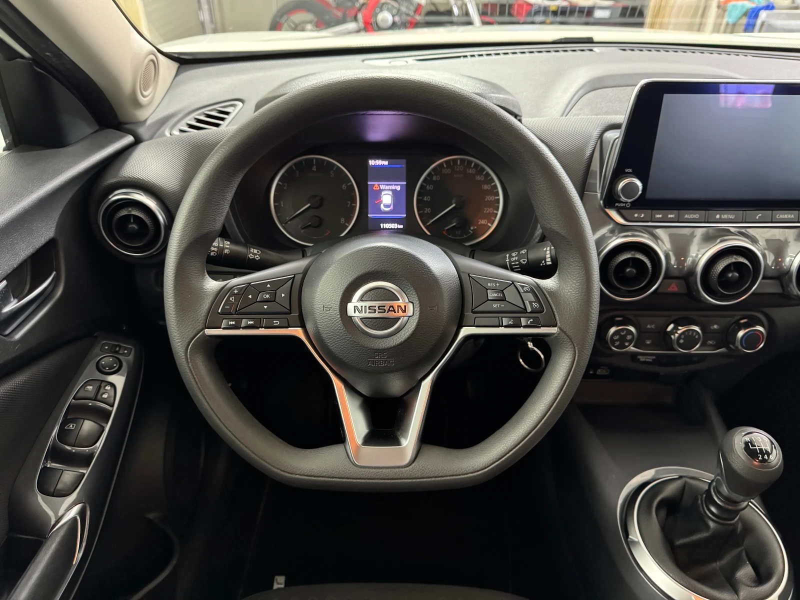 Nissan Juke 1.0 DIG-T TEKNA - 110.000 km!, снимка 11 - Автомобили и джипове - 56267052