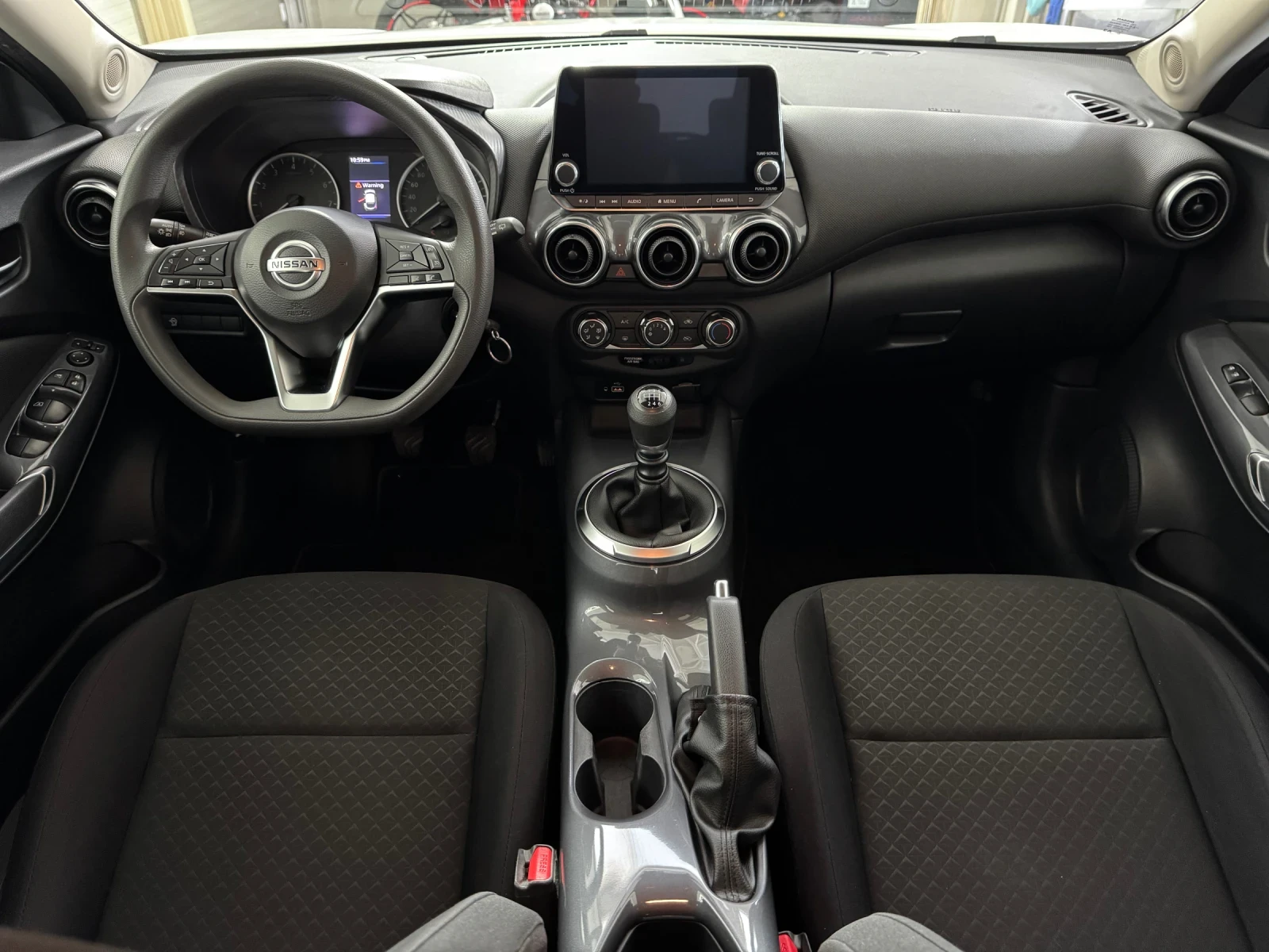 Nissan Juke 1.0 DIG-T TEKNA - 110.000 km!, снимка 10 - Автомобили и джипове - 56267052
