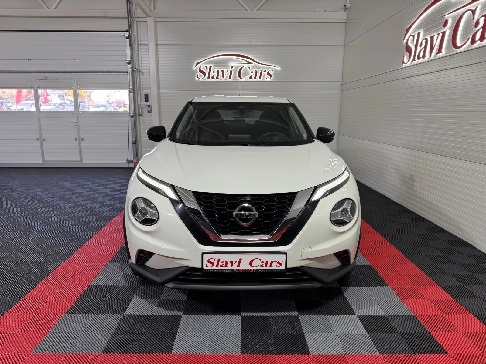 Nissan Juke 1.0 DIG-T TEKNA - 110.000 km!, снимка 2 - Автомобили и джипове - 56267052