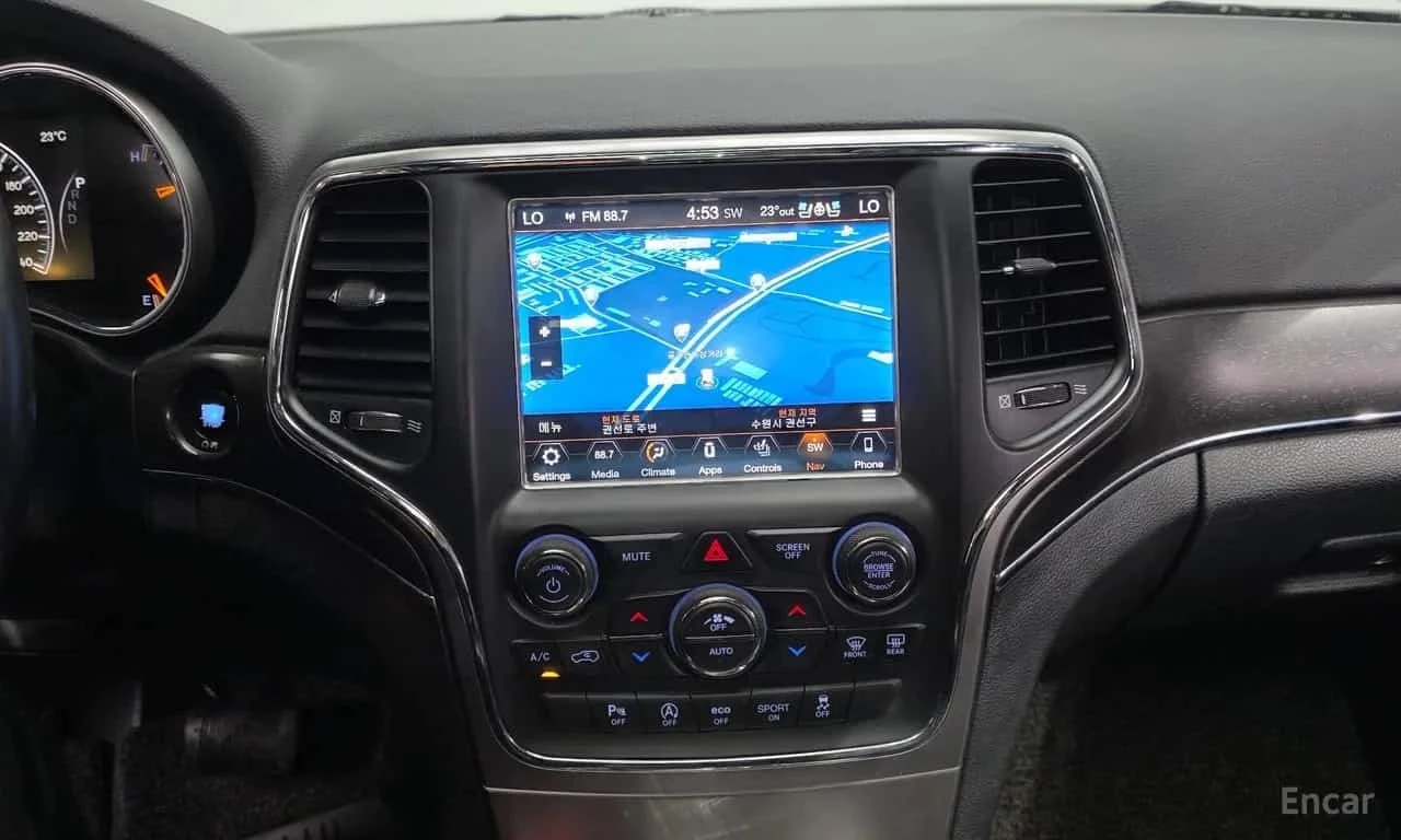 Jeep Cherokee 3.6 Limited/ПОДГРЕВ/ПАНОРАМА/ФИНАНСИРАНЕ, снимка 13 - Автомобили и джипове - 56272962