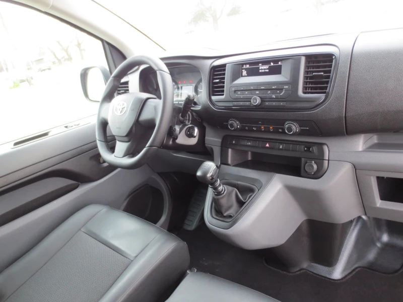 Toyota Proace 2.0 D-4D , снимка 14 - Бусове и автобуси - 52904769