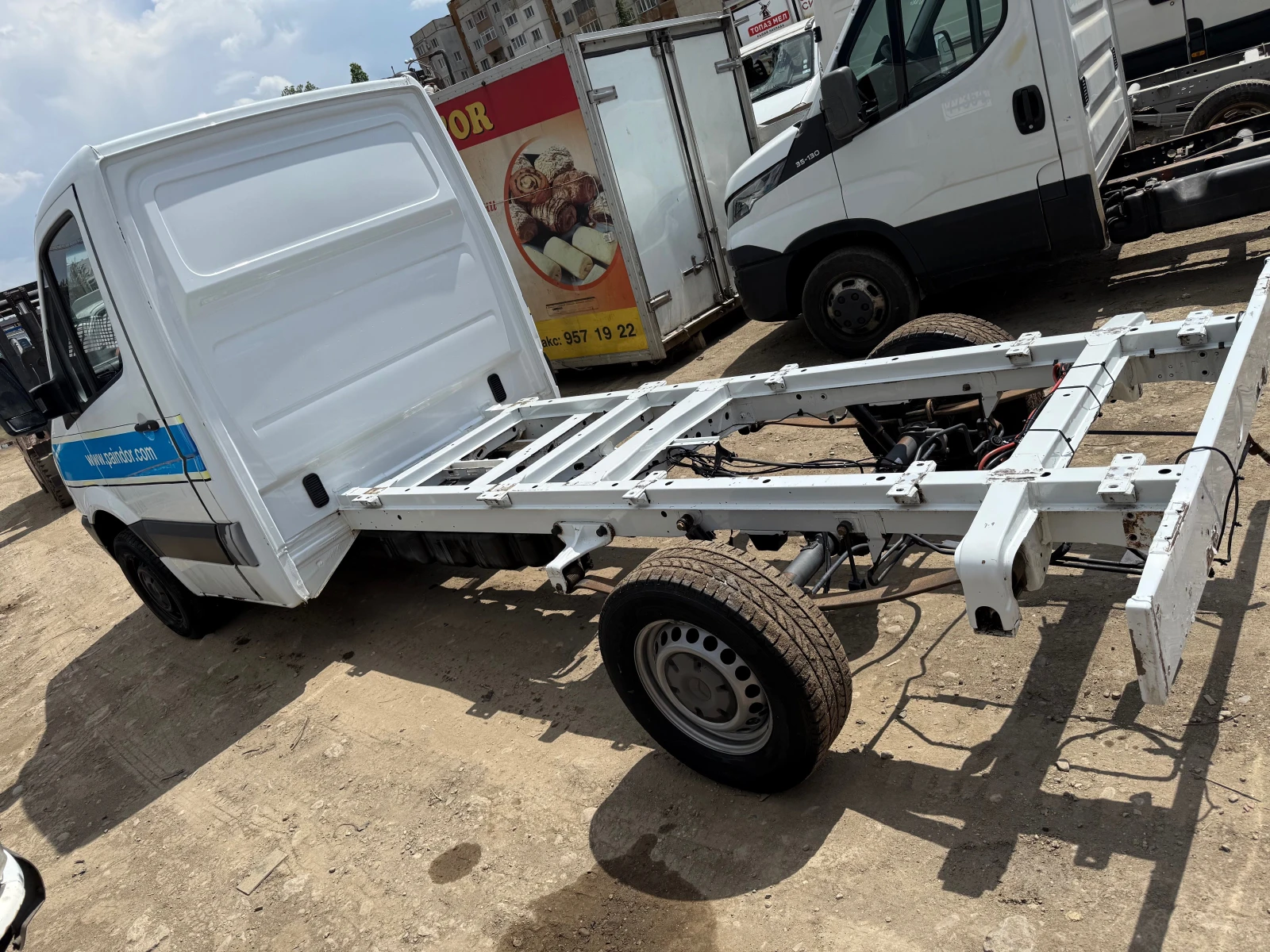 Mercedes-Benz Sprinter 316 Счупен мотор - изображение 7