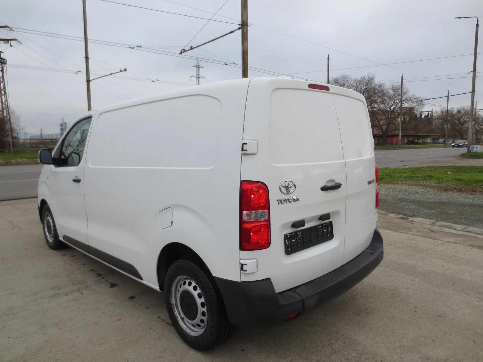 Toyota Proace 2.0 D-4D  - изображение 7