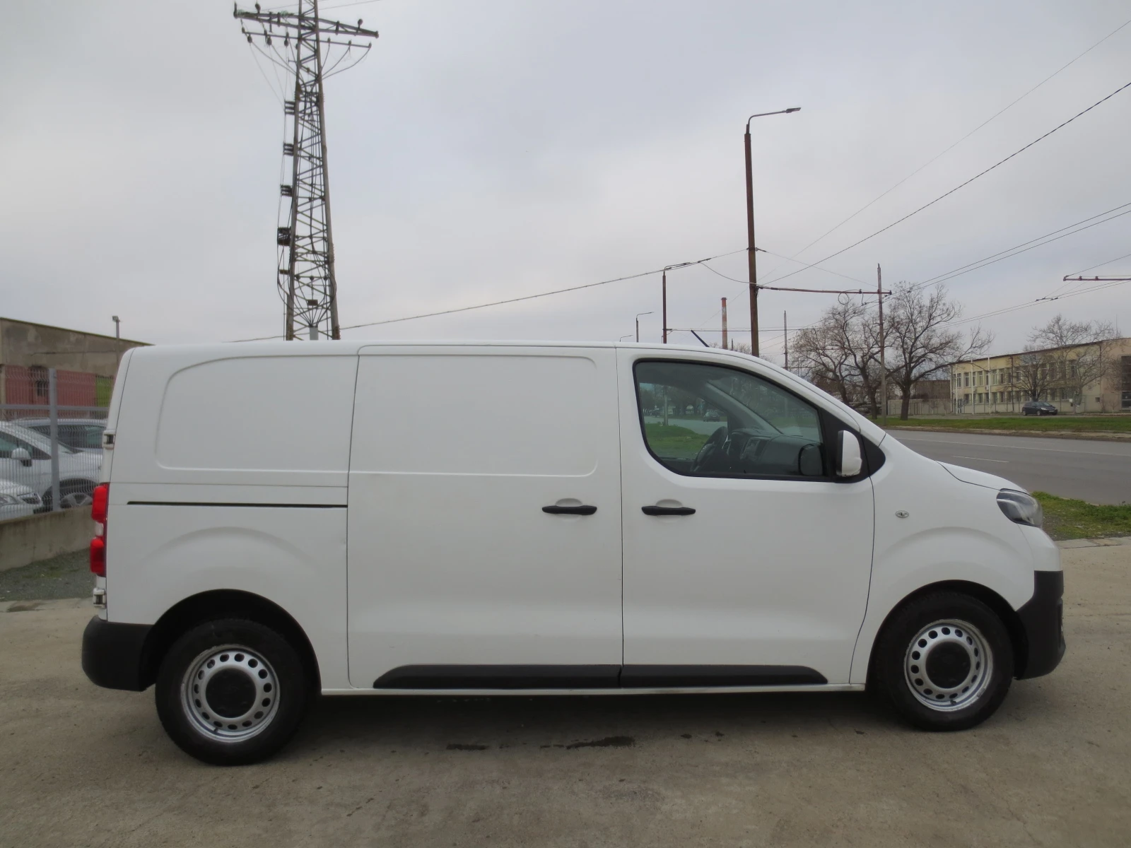 Toyota Proace 2.0 D-4D  - изображение 4