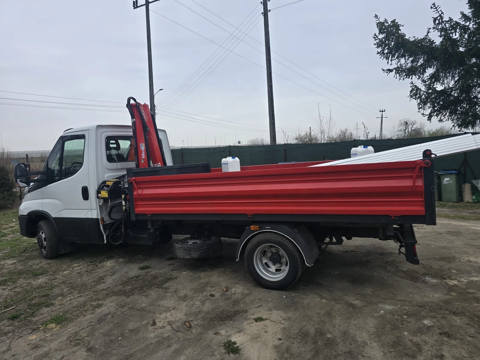 Iveco Daily IVECO DAILY 2023 | 43 000 км | Самосвал / тристран, снимка 4 - Камиони - 54565896