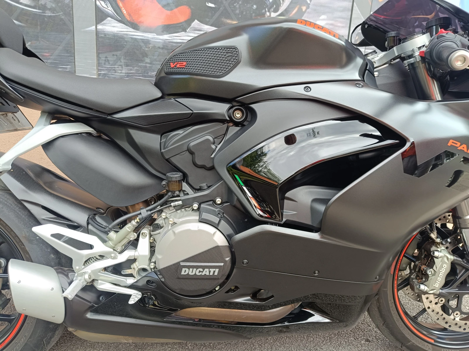 Ducati Panigale V2 - изображение 7