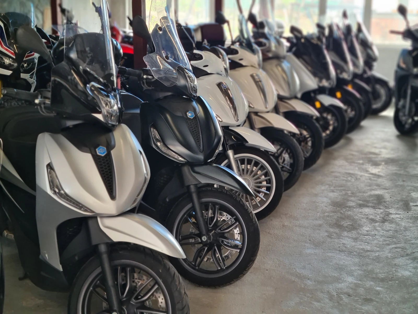 Yamaha X-max 300i ABS/TCS, снимка 6 - Мотоциклети и мототехника - 54442003