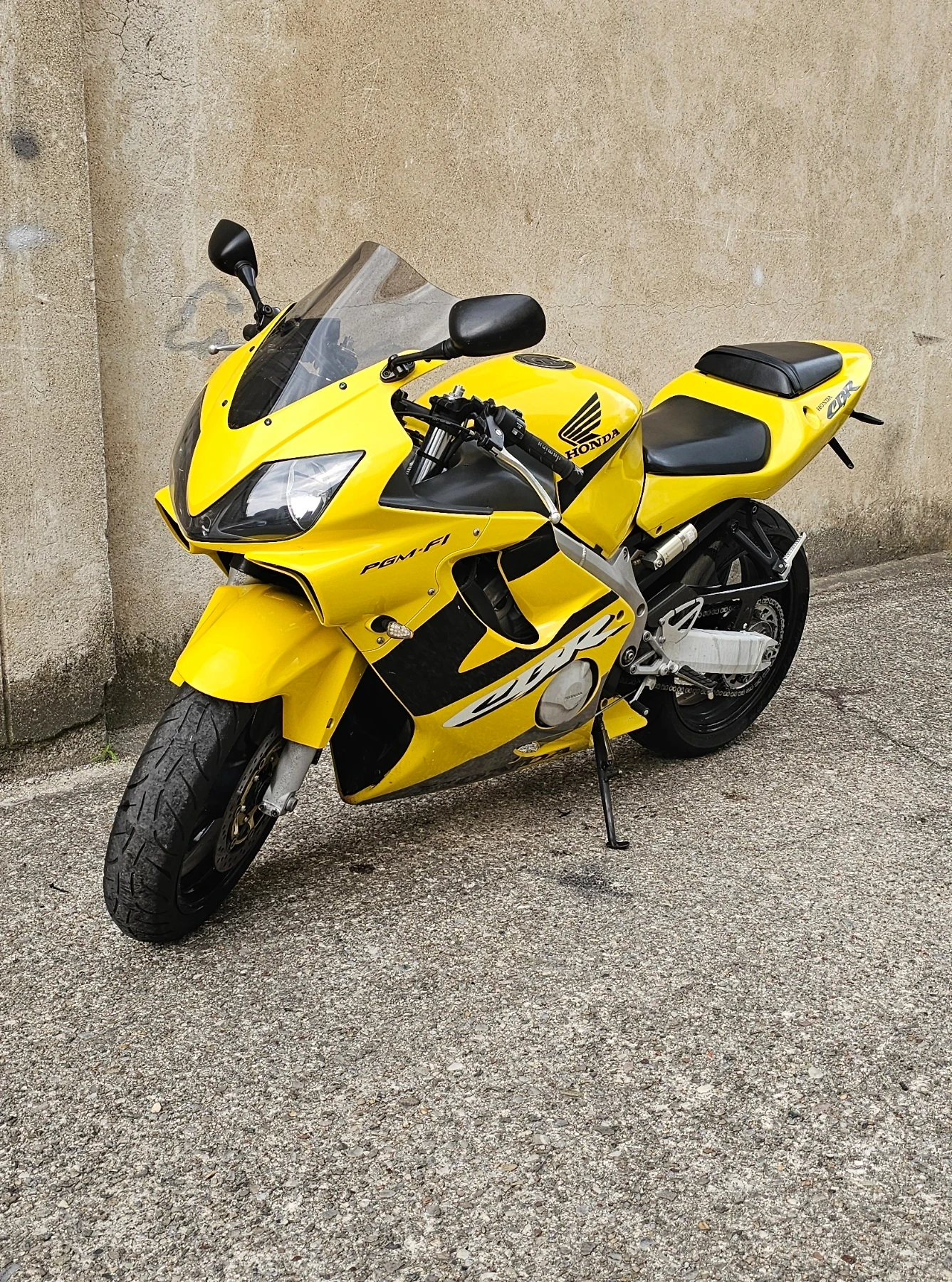 Honda Cbr 600 F4, снимка 2 - Мотоциклети и мототехника - 54725817