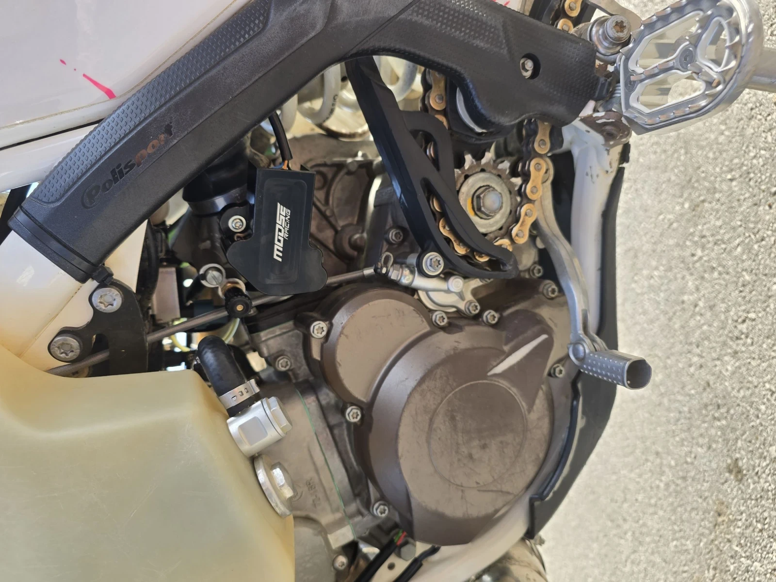 Husqvarna TE 300, снимка 8 - Мотоциклети и мототехника - 55316079