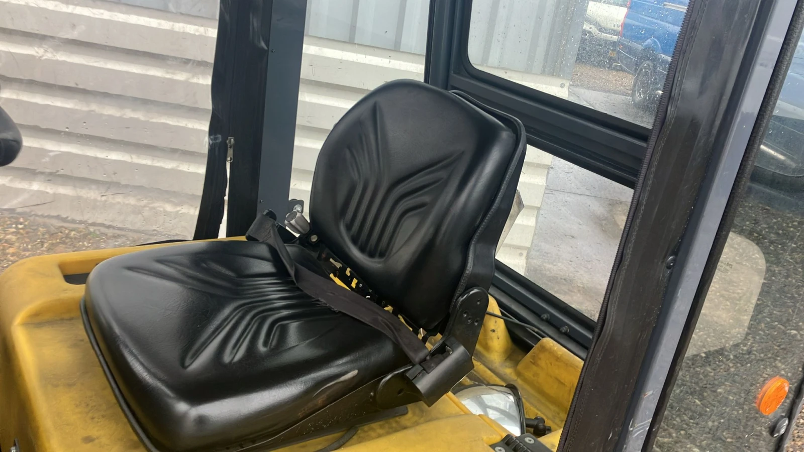 ���������� BT ������������ | Mobile.bg � ����������� 4