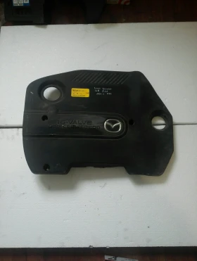 капак двигател Мазда 5 2.0д