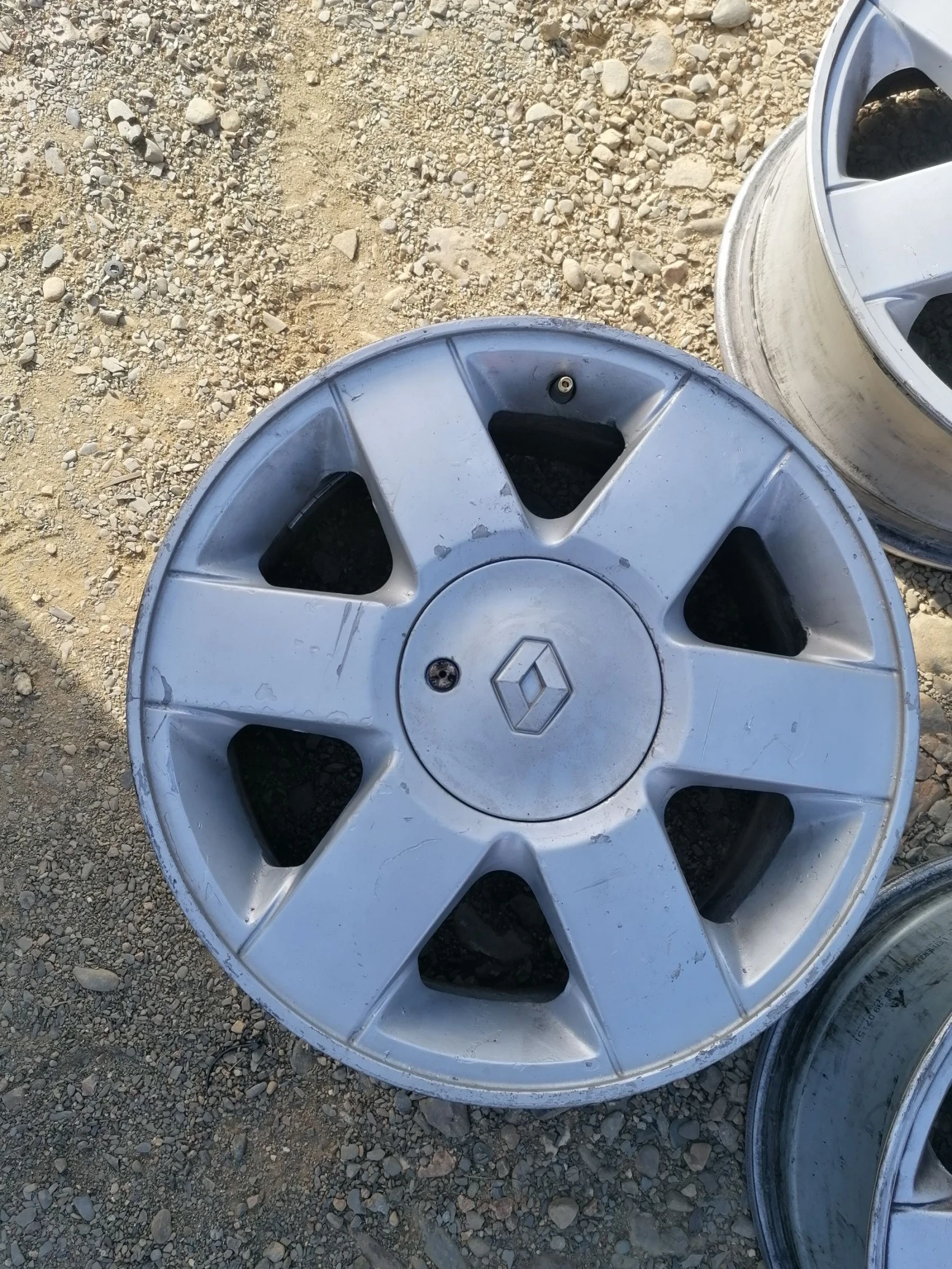 ������ �� Renault | Mobile.bg � ����������� 3