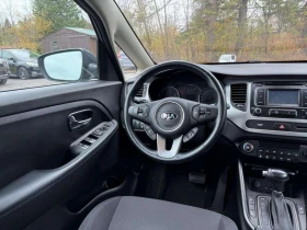 Kia Sedona * FWD | EX | HTD SEATS | REAR CAM | WAGON * CARFAX, снимка 12