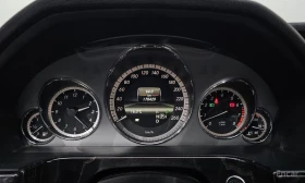 Mercedes-Benz E 300, снимка 8