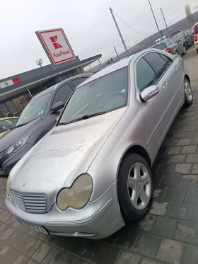 Mercedes-Benz C 220, снимка 2