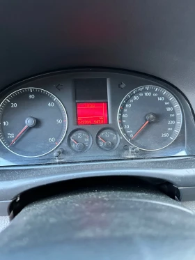 VW Touran 1.9 105 коня, снимка 12