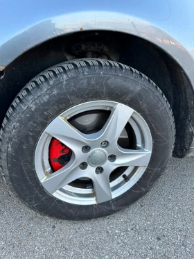 VW Touran 1.9 105 коня, снимка 2