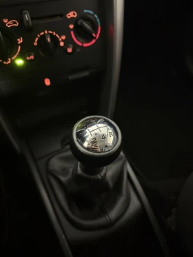 Peugeot 207 1.4i 90 - 2100 € / 4107.24 лв. - 34902524 12