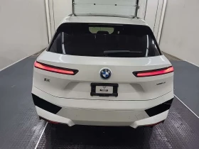 BMW iX Sports Activity Vehicle Xdrive40  CARFAX | Auto.bg — изображение 14