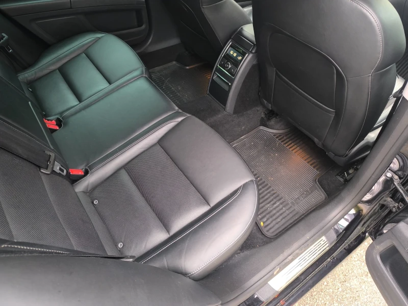 Skoda Superb 2.0    4?4, снимка 5 - Автомобили и джипове - 51827267