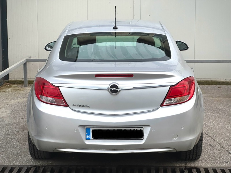 Opel Insignia, снимка 4 - Автомобили и джипове - 45859494