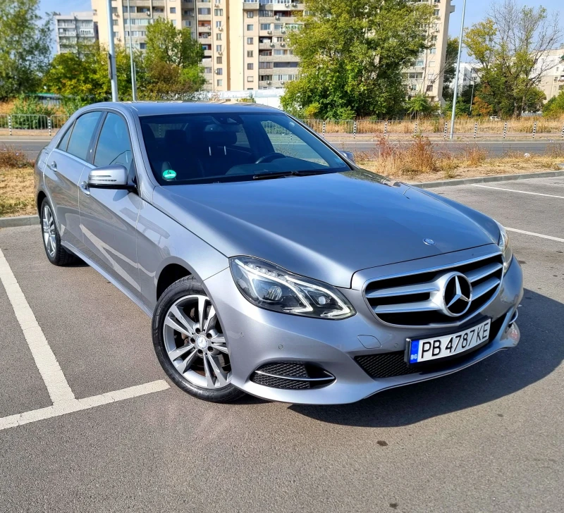 Mercedes-Benz E 250 Бензин, Германия, Пълна Сервизна История, снимка 3 - Автомобили и джипове - 47552796