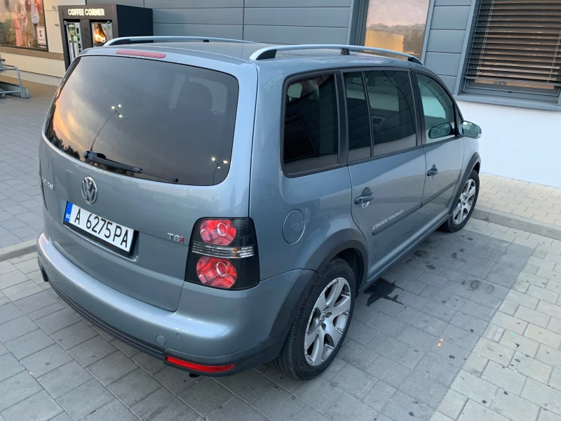 VW Touran Cross, снимка 3 - Автомобили и джипове - 47283447