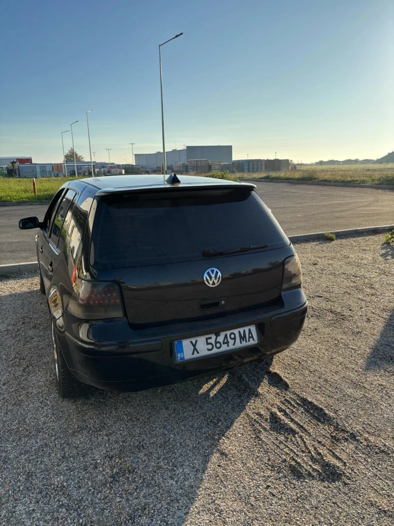 VW Golf 1.9tdi, снимка 2 - Автомобили и джипове - 47698949