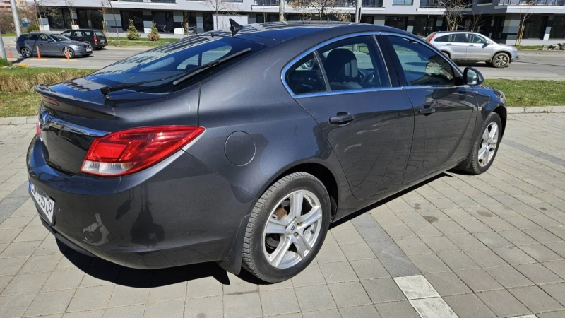 Opel Insignia Insignia, снимка 5 - Автомобили и джипове - 50995461